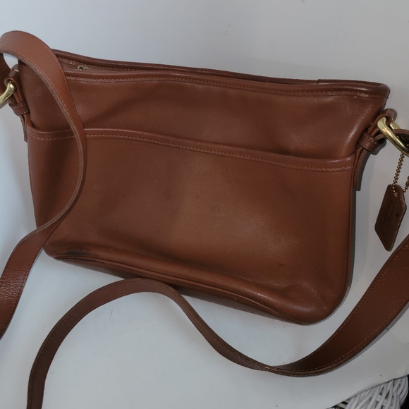 Coach Bags Vintage Coach Worth Bag Purse Tan Crossbody Shoulder 9s Y2k Boho Bag Poshmark